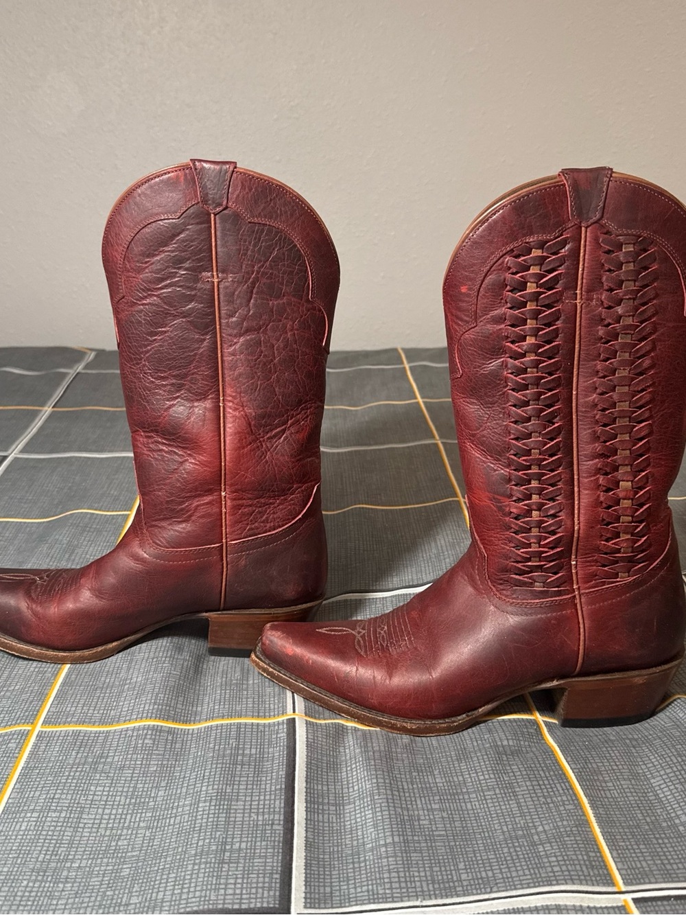👠Shyanne Woman’s Deep Red Cowboy Boots Made Well. Size 8 - Picture 4 of 10